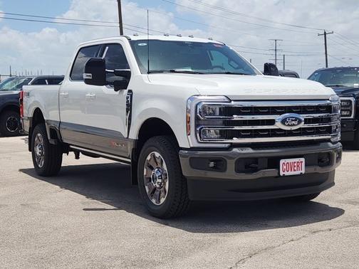 Star White Metallic Tri-Coat 2026 Ford F-250 King Ranch