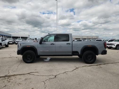 Thunderstorm Gray 2024 GMC Sierra 2500 AT4X
