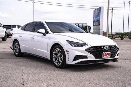 2022 Hyundai SONATA SEL