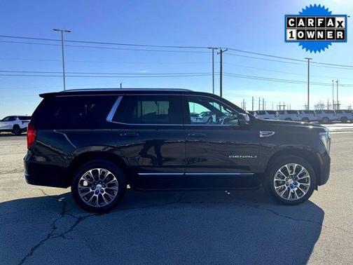Onyx Black 2025 GMC Yukon Denali