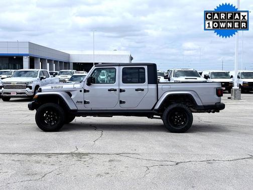 Billet Silver Metallic Clearcoat 2021 Jeep Gladiator Willys