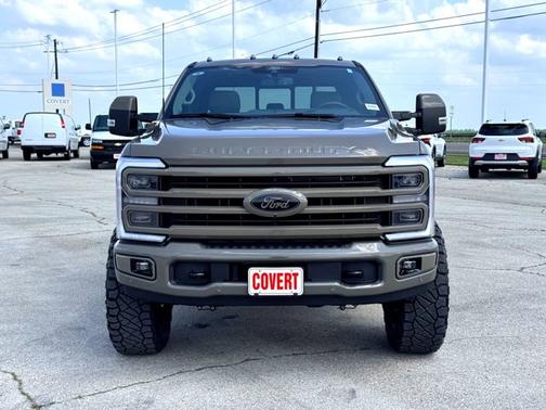 2026 Ford F-250 Platinum