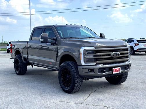2026 Ford F-250 Platinum