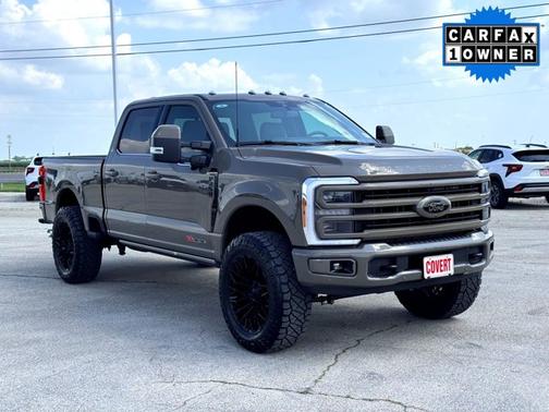 2026 Ford F-250 Platinum