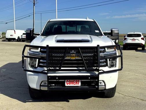 Summit White 2022 Chevrolet Silverado 2500 High Country