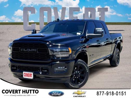 Diamond Black Crystal Pearlcoat 2024 RAM 2500 Limited