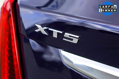 2025 Cadillac XT5 FWD Premium Luxury