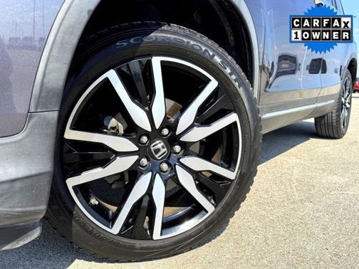 2019 Honda Pilot Touring 8-Passenger