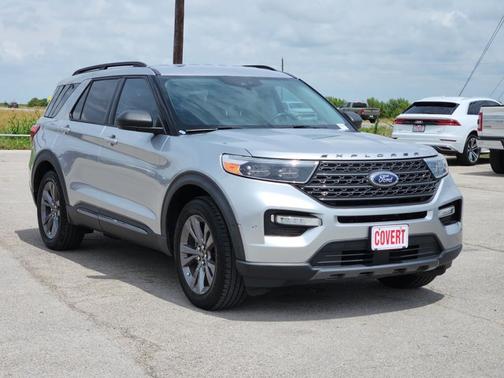 Silver 2021 Ford Explorer XLT