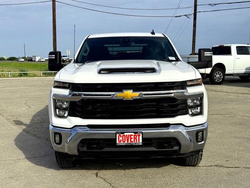 Summit White 2024 Chevrolet Silverado 2500 LT