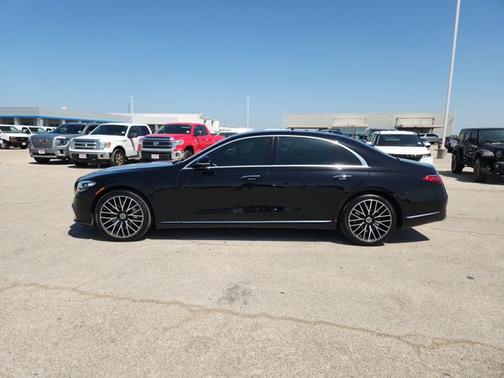 Black 2021 Mercedes-Benz S-Class S 580