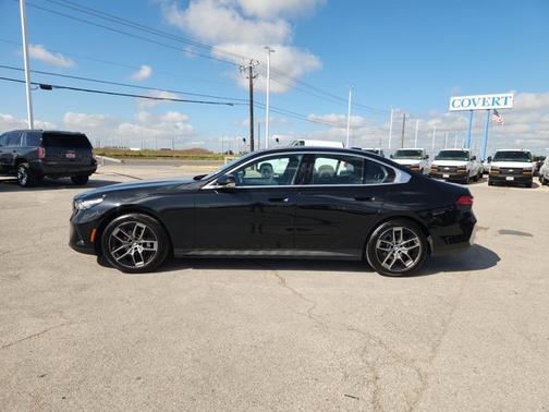 2026 BMW 530 530i xDrive