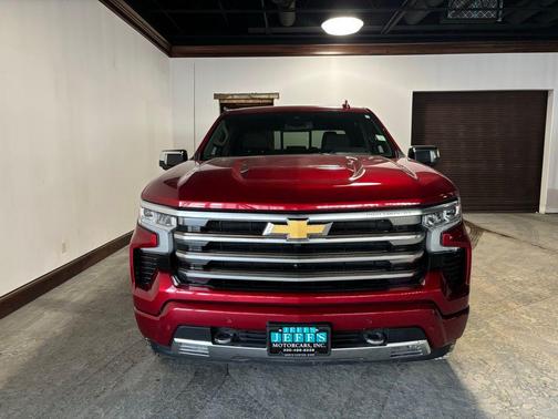2022 Chevrolet Silverado 1500 High Country