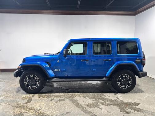 2024 Jeep Wrangler 4-Door Sahara