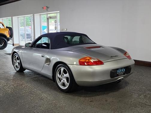 2001 Porsche Boxster Base