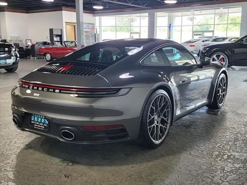 2023 Porsche 911 Carrera