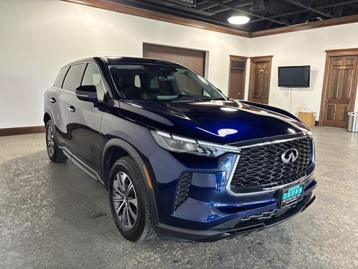2023 INFINITI QX60 Pure