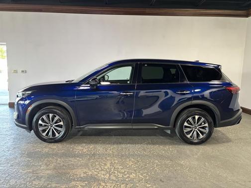 2023 INFINITI QX60 Pure