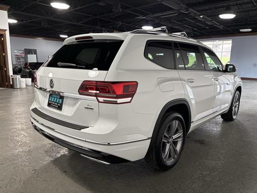2018 Volkswagen Atlas 3.6L SE w/Technology