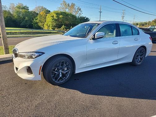 2025 BMW 330 i xDrive