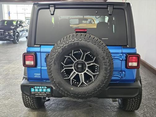 2022 Jeep Wrangler Sport S