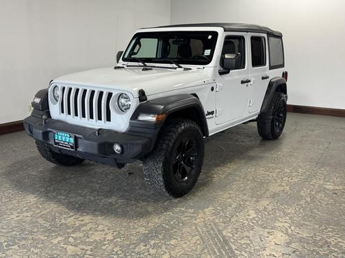 2022 Jeep Wrangler Unlimited Sport