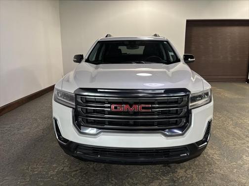 2023 GMC Acadia AWD AT4