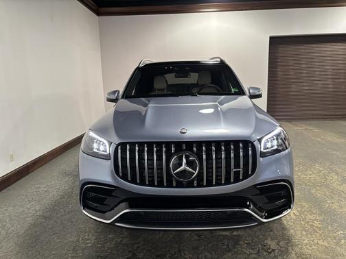 2026 Mercedes-Benz AMG GLS 63 Base