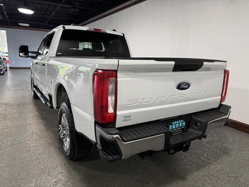2023 Ford F-250 XLT