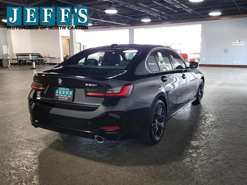 2025 BMW 330 i xDrive