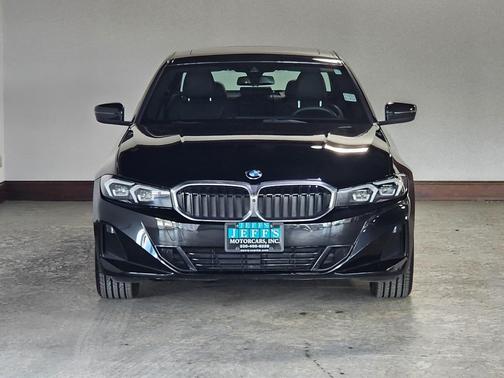 2025 BMW 330 i xDrive