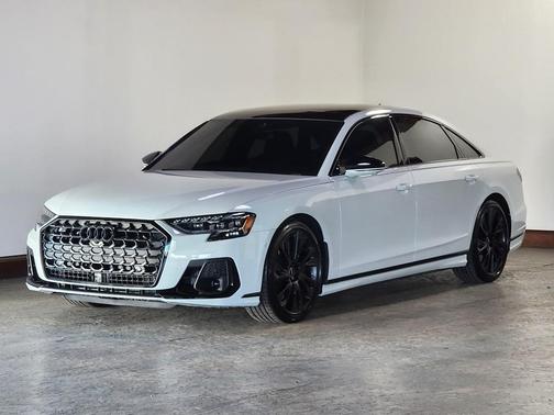 2025 Audi S8 4.0T
