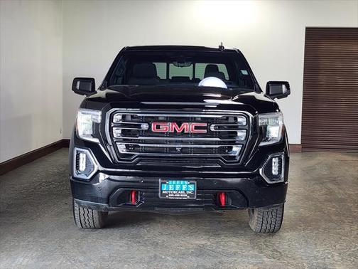 2022 GMC Sierra 1500 AT4