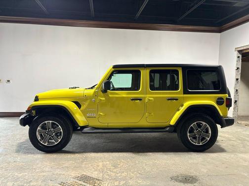 2023 Jeep Wrangler 4-Door Sahara