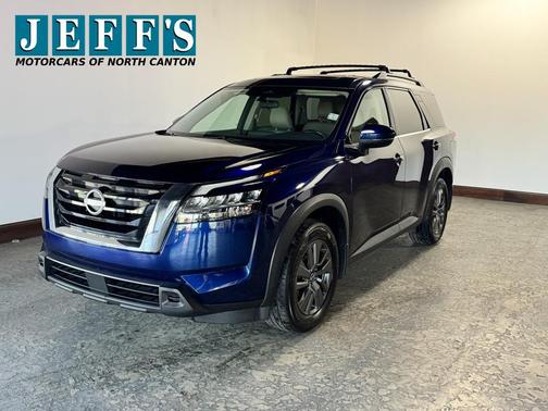2022 Nissan Pathfinder SV 4WD