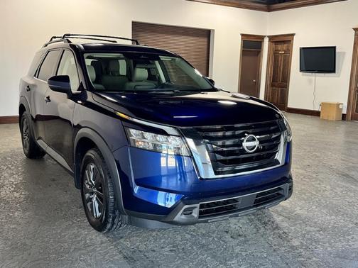 2022 Nissan Pathfinder SV 4WD
