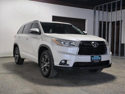 2016 Toyota Highlander XLE