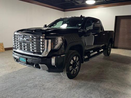 2024 GMC Sierra 2500 Denali