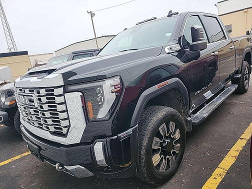 2024 GMC Sierra 2500 Denali