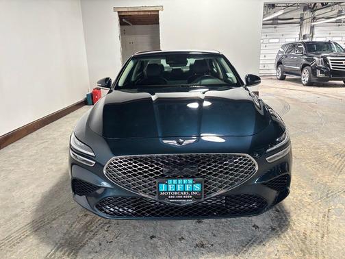 2023 Genesis G70 2.0T AWD