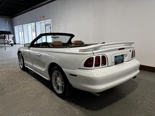 1998 Ford Mustang GT