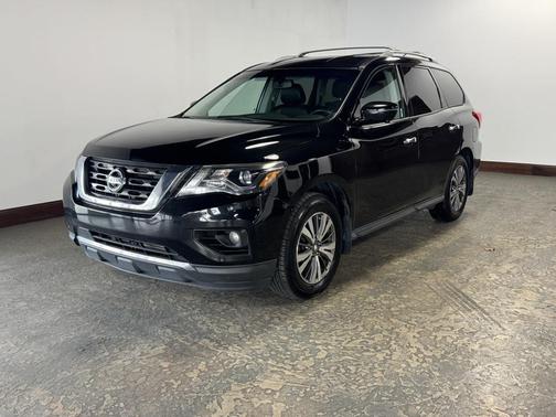 2017 Nissan Pathfinder SL