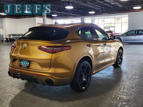 2022 Alfa Romeo Stelvio Ti