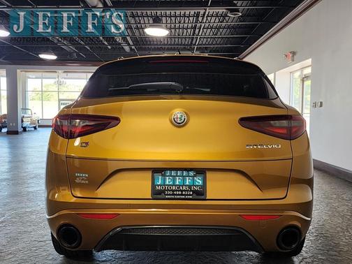 2022 Alfa Romeo Stelvio Ti