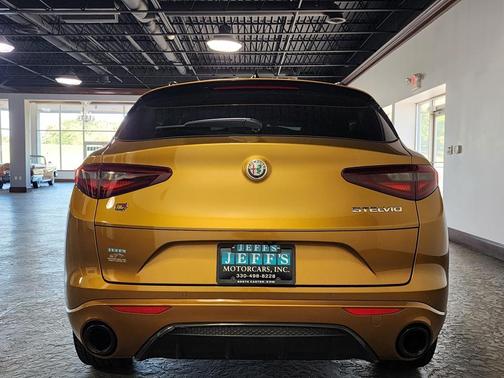 2022 Alfa Romeo Stelvio Ti