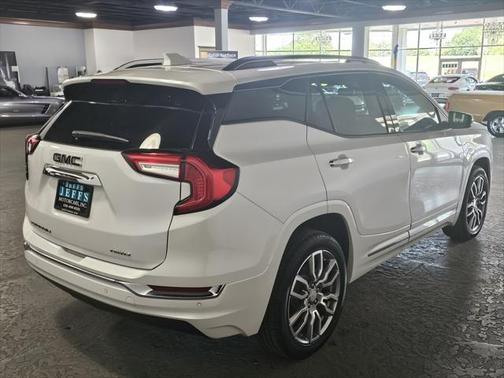 2023 GMC Terrain Denali