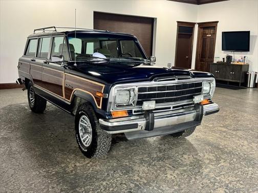 1990 Jeep Grand Wagoneer Base