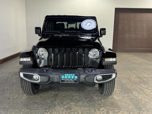 2021 Jeep Gladiator Sport S