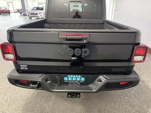 2021 Jeep Gladiator Sport S