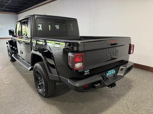 2021 Jeep Gladiator Sport S